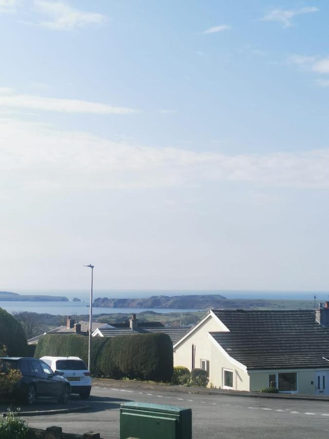 3-Bed 5-6 Berth Modernised Bungalow! Tenby Esterno foto
